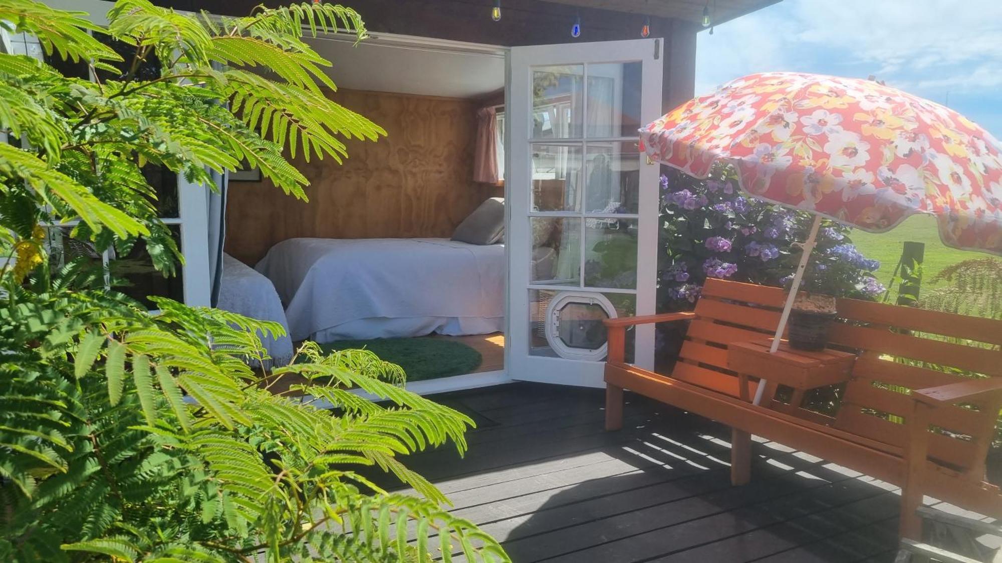 Delightful 1 Bedroom Tiny House, Unique And Memorable Westport Luaran gambar